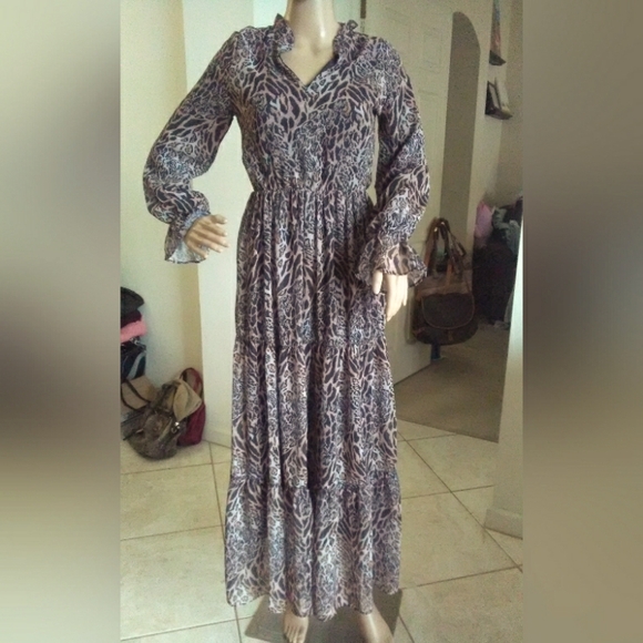 BNWOT ANIMAL PRINT MAXI DRESS LAYERED RUFFLED & LINED BY BELLA CLASS SZ. SM - Picture 1 of 9
